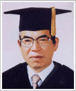 이돈명 총장